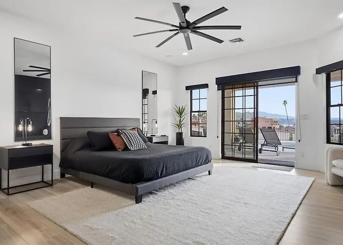 The 13th Hole Modern Retreat - Pool, Spa, Fire Pit Ferienhaus Lake Havasu City