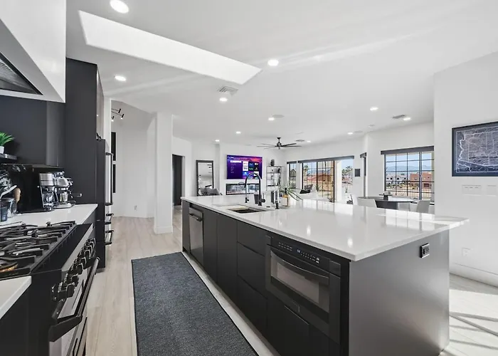 Ferienhaus The 13th Hole Modern Retreat - Pool, Spa, Fire Pit Lake Havasu City