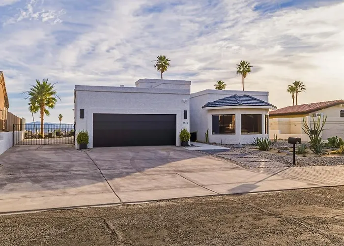 Ferienhaus The 13th Hole Modern Retreat - Pool, Spa, Fire Pit Lake Havasu City