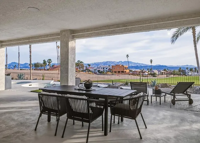The 13th Hole Modern Retreat - Pool, Spa, Fire Pit Ferienhaus Lake Havasu City